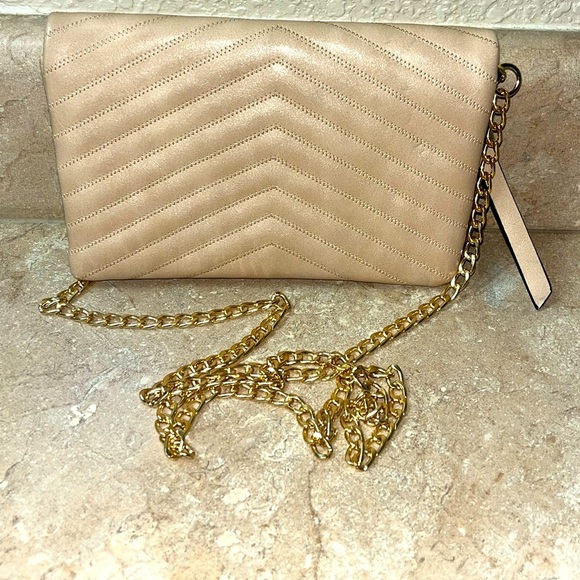 Urban Expressions Quilted Vegan Leather Crossbody Clutch Beige Removable Chain - Picture 3 of 9